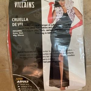 Cruella Deville Halloween costume